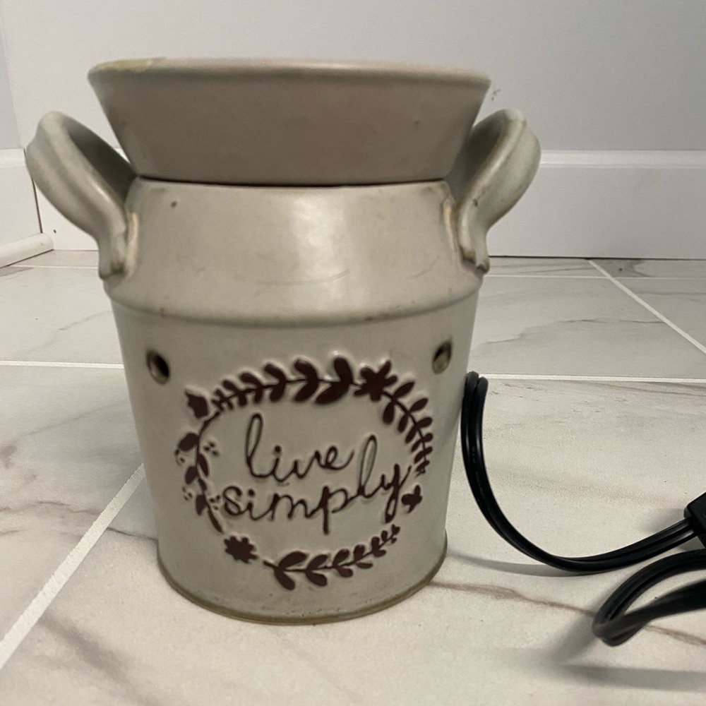 Scentsy pot